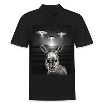 Funny ass selfie in front of UFOs Asses UFO - Men's Polo Shirt - black - Front - Kai (181cm)