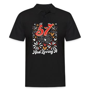 57. Geburtstag 57 und liebt es - Männer Poloshirt - Schwarz - Vorne - Kai (181cm)