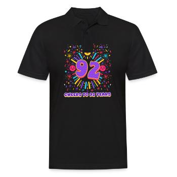 92. Geburtstag Prost auf 92 Jahre - Männer Poloshirt - Schwarz - Vorne - Kai (181cm)