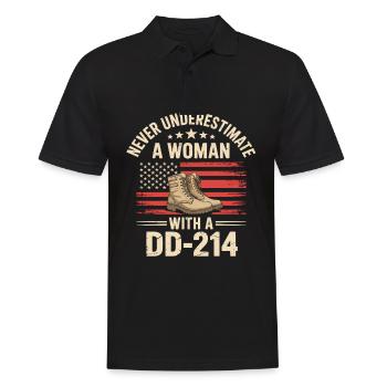 Never Underestimate A Woman With A DD 214 - Männer Poloshirt - Schwarz - Vorne - Kai (181cm)