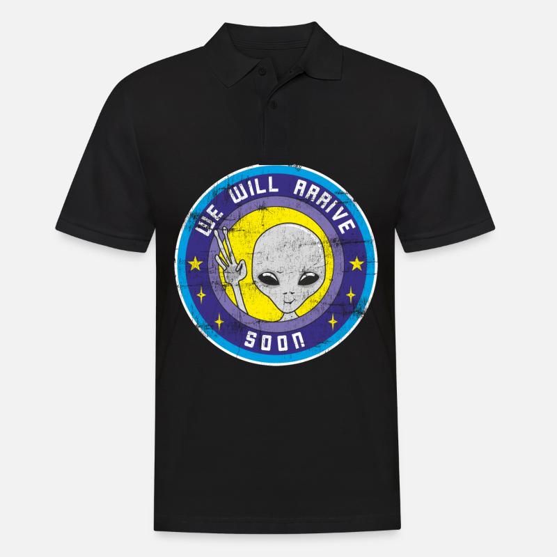 Alien wird bald mit UFO aus dem Weltraum kommen. - Männer Poloshirt - Schwarz
