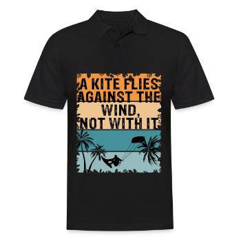 A Kite flies against the wind - Kitesurfen - Männer Poloshirt - Schwarz - Vorne - Kai (181cm)