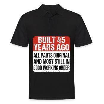 Construit il y a 45 ans - 45 anniversaire - Polo Homme - noir - Devant - Kai (181cm)