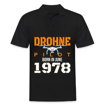 Drohnenpilot Drohnen-Operator Jahrgang 1978 Juni - Männer Poloshirt - Schwarz - Vorne - Kai (181cm)