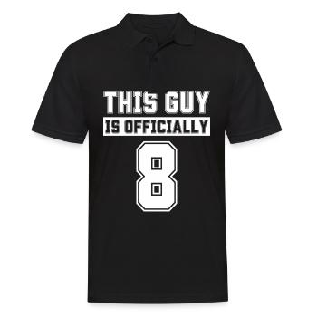 Dieser Typ ist offiziell 8 Jahre alt und feiert den 8. - Männer Poloshirt - Schwarz - Vorne - Kai (181cm)