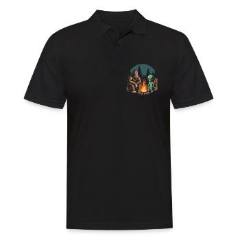 Wandern – Outdoor-Abenteuer – Bigfoot und Alien - Männer Poloshirt - Schwarz - Vorne - Kai (181cm)