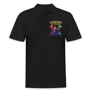 Ich habe zwei Titel Surfing Legend & Grandpa - Männer Poloshirt - Schwarz - Vorne - Kai (181cm)