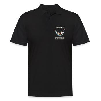 Manchmal ist Ausruhen die Hauptquest | Balance - Männer Poloshirt - Schwarz - Vorne - Kai (181cm)