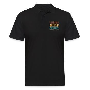 Funny I Give Into Beer Pressure - Männer Poloshirt - Schwarz - Vorne - Kai (181cm)