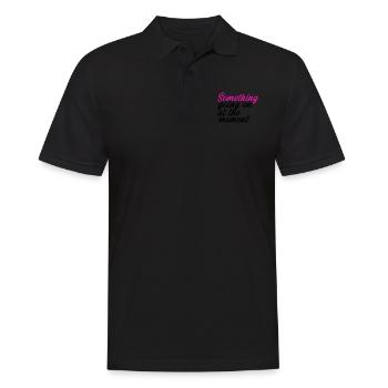 Something Going On At The Moment - Männer Poloshirt - Schwarz - Vorne - Kai (181cm)
