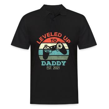 Leveled Up To Daddy Lustiges Werdender Papa Gamer - Männer Poloshirt - Schwarz - Vorne - Kai (181cm)