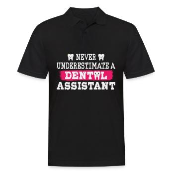 Unterschätze nie Zahnmedizinische Fachangestellte - Männer Poloshirt - Schwarz - Vorne - Kai (181cm)