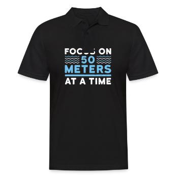 Concentrez-vous sur 50 mètres à la fois - Polo Homme - noir - Devant - Kai (181cm)