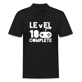 Gamer - Männer Poloshirt - Schwarz - Vorne - Kai (181cm)
