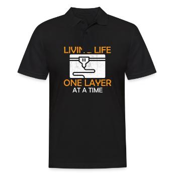 3D Printing - Living Life One Layer At A Time - Männer Poloshirt - Schwarz - Vorne - Kai (181cm)