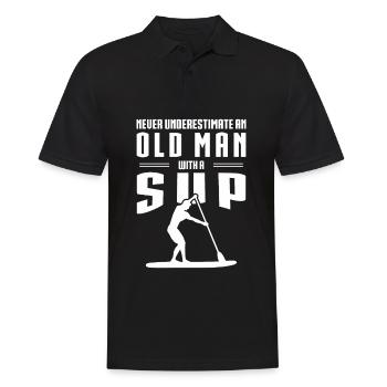 Ne sous-estimez jamais un vieil homme avec un SUP - Polo Homme - noir - Devant - Kai (181cm)
