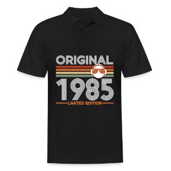 1985 - Männer Poloshirt - Schwarz - Vorne - Kai (181cm)