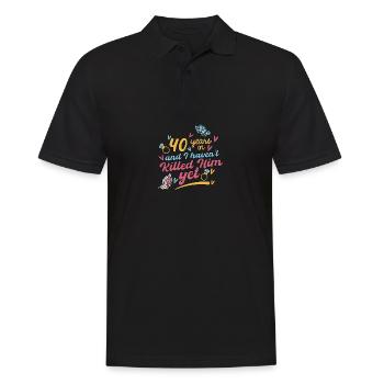 40 Jahre später und ich habe ihn noch nicht getötet - Männer Poloshirt - Schwarz - Vorne - Kai (181cm)