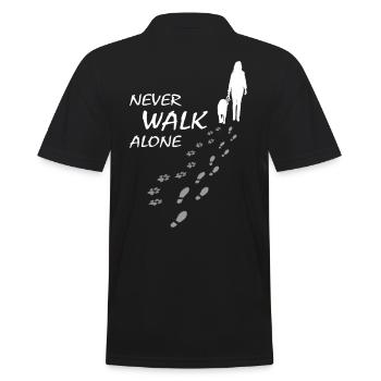Never walk alone - Hund Frauchen Gassi, Backprint - Männer Poloshirt - Schwarz - Hinten - Kai (181cm)