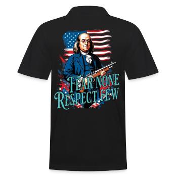 Fürchtet Niemanden, Respektiert Wenige. - Männer Poloshirt - Schwarz - Hinten - Kai (181cm)