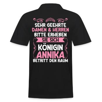 Annika - Männer Poloshirt - Schwarz - Hinten - Kai (181cm)
