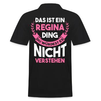 Vorname Regina - Männer Poloshirt - Schwarz - Hinten - Kai (181cm)