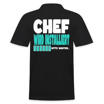 Chef wird installiert - Männer Poloshirt - Schwarz - Hinten - Kai (181cm)