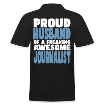 Stolze Ehefrau Eines Verdammt Guten Journalists - Männer Poloshirt - Schwarz - Hinten - Kai (181cm)