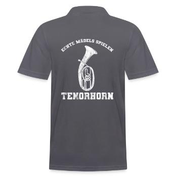 Echte Mädels spielen Tenorhorn Blasorchester - Männer Poloshirt - Anthrazit - Hinten - Nico (186cm)
