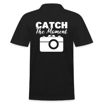 Catch The Moment Professioneller Fotograf - Männer Poloshirt - Schwarz - Hinten - Kai (181cm)