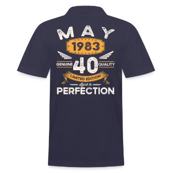 40e anniversaire Homme May né en 1983 Légendaire - Polo Homme - bleu marine - Dos - Kai (181cm)