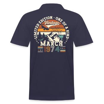 49. Geburtstag Mann Original März Jahrgang 1974 - Männer Poloshirt - Navy - Hinten - Kai (181cm)