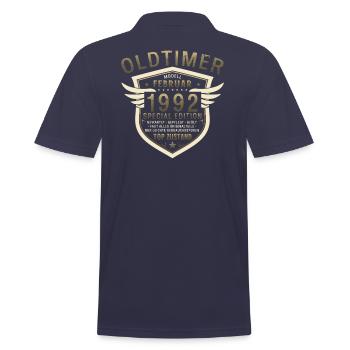 33. Geburtstag Oldtimer Februar Jahrgang 1992 - Männer Poloshirt - Navy - Hinten - Kai (181cm)
