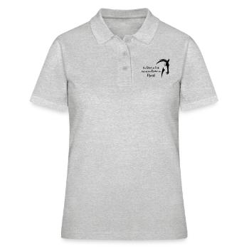 das glueck der erde - Frauen Polo Shirt - Grau meliert - Vorne - Ailine (174cm)