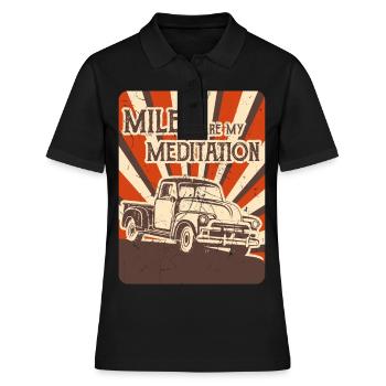 Miles ARE MY MEDITATION US Pickup US Voitures us - Polo Femme - noir - Devant - Ailine (174cm)