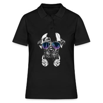 Chien avec casque, casquette et lunettes de musique cool - Polo Femme - noir - Devant - Ailine (174cm)