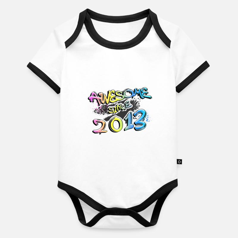 Awesome since 2013 Graffiti Motiv Baby Bio-Kurzarm-Kontrastbody