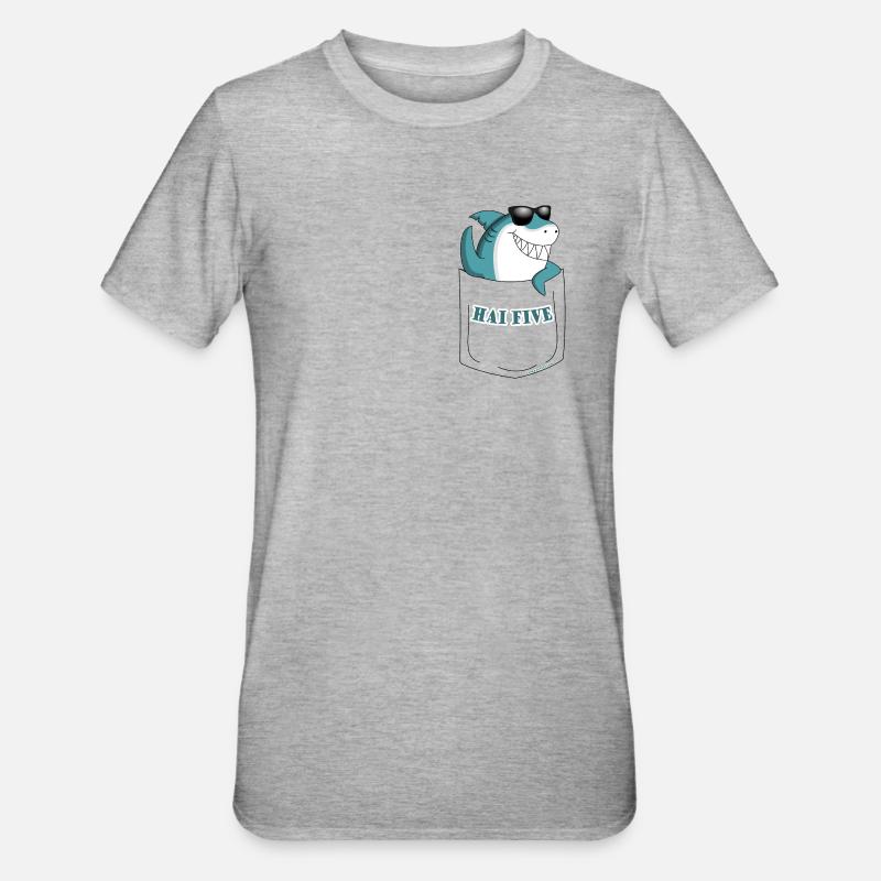 Haifisch High Five: HAI FIVE! - Brusttasche - Unisex Polycotton T-Shirt - Grau meliert