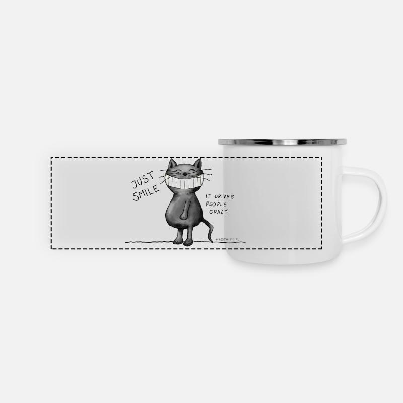 Il suffit de sourire! Ça rend les gens fous, chat, sourire - Mug panoramique émaillé - blanc