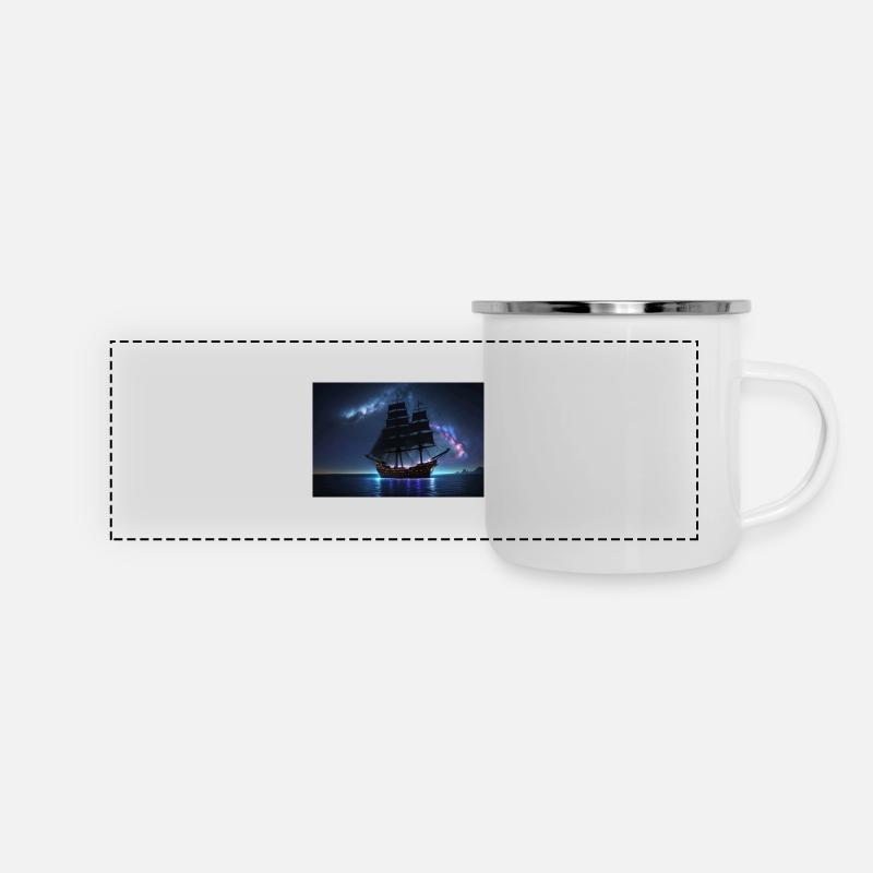 Segelschiff unter mystischem Himmel - Panorama Emaille-Tasse - Weiß