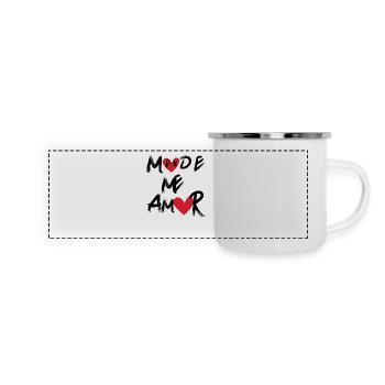 In Me Amor Mode_typographique in der Gestalt eines Herzens - Panorama Emaille-Tasse - Weiß - Vorne
