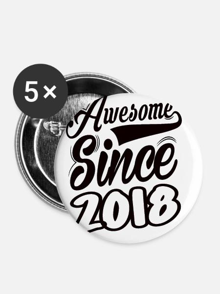 Awesome Since 2018 - Buttons klein 25 mm (5er Pack) - Weiß