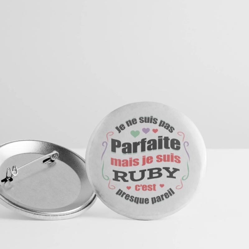 RUBY PARFAITE - PRENOM RUBY Lot de 5 petits badges (25 mm)