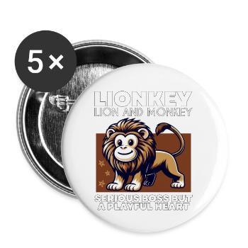 ERNSTHAFTER ANFÜHRER, ABER EIN VERSPIELTES HERZ - LION & MONKEY - Buttons klein 25 mm (5er Pack) - Weiß - Vorne