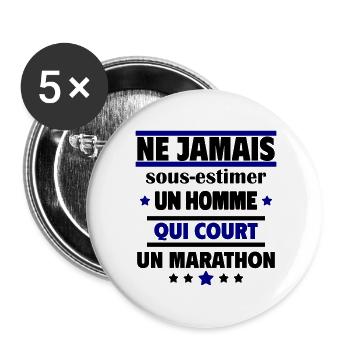 un homme qui court un marathon - Lot de 5 petits badges (25 mm) - blanc - Devant
