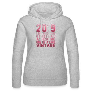 Edition limitée depuis 2019 Anniversaire Millésime 2019 - Sweat à capuche Russell Femme - gris chiné - Devant - Marisol (170cm)