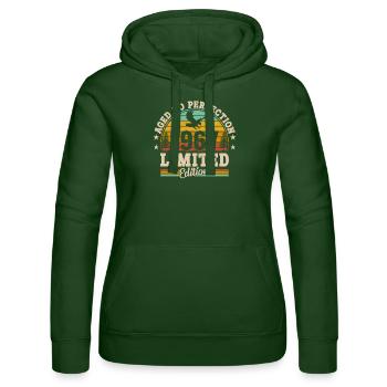 1967 - Ein legendäres Jahr - Frauen Kapuzen Sweater von Russell - Flaschengrün - Vorne - Liana (172cm)