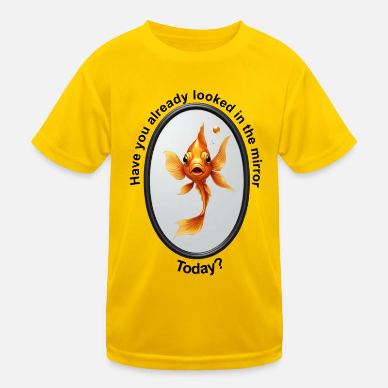 Mirror, mirror in the aquarium Kids Functional T-Shirt