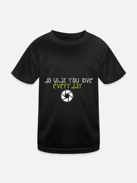 photographer - Kids Functional T-Shirt - black - Front