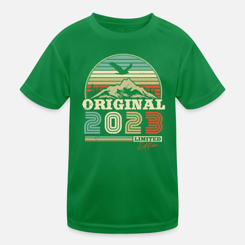 Vintage Birthday Gift 2023 Kids Functional T-Shirt